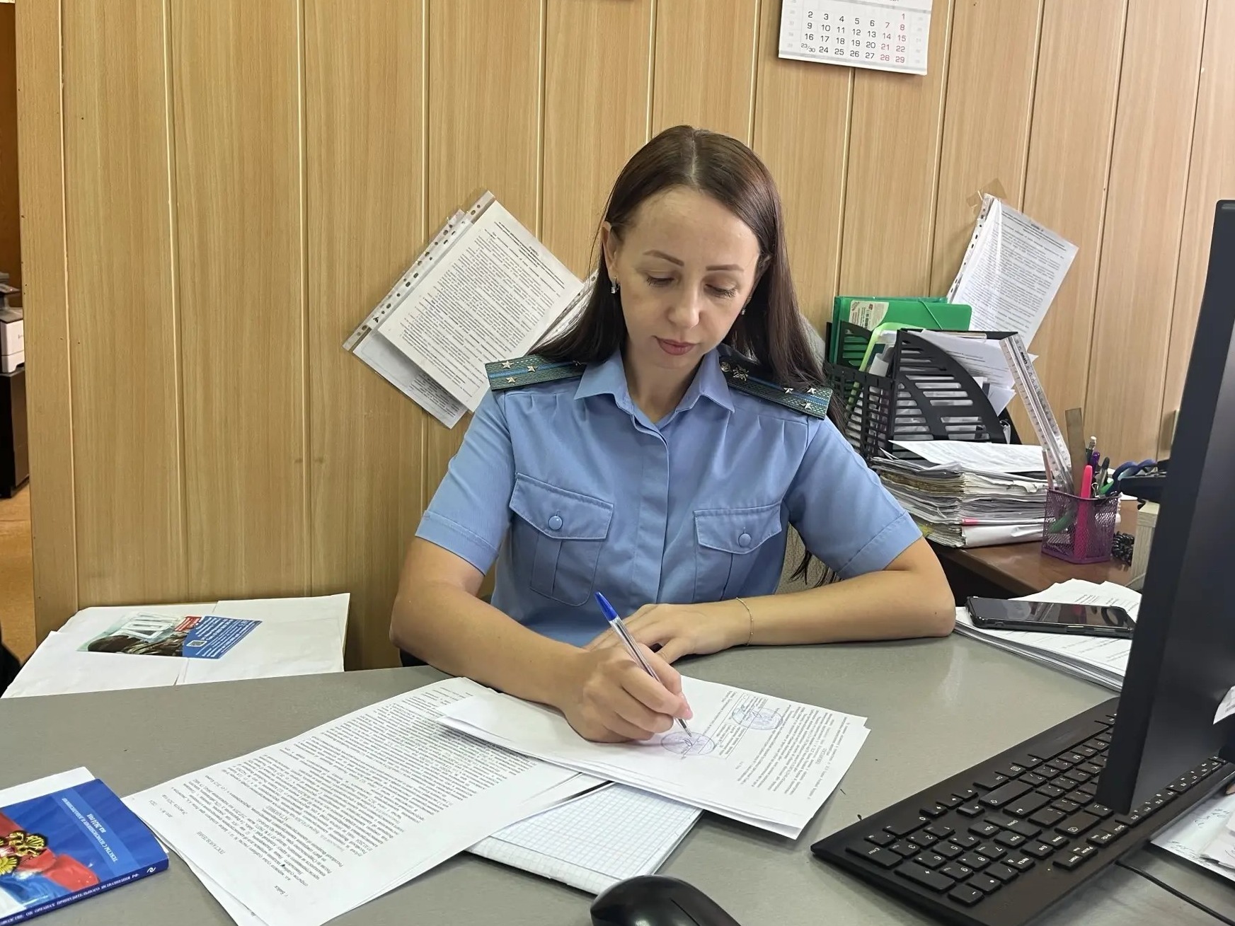 Судебные приставы Бийска оштрафовали частную медицинскую организацию на 250 тыс. рублей за нарушение требований санитарного законодательства.