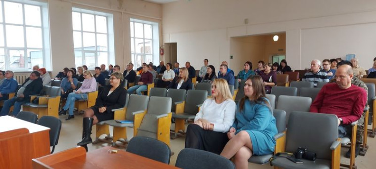 Сегодня в Администрации Бийского района состоялся семинар-совещание с районным бизнес-сообществом.